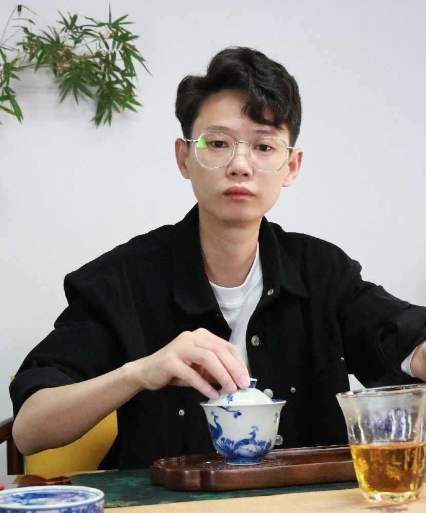 �������飩�������ɺ�Ҷ��Ժ�߼���ʦ��