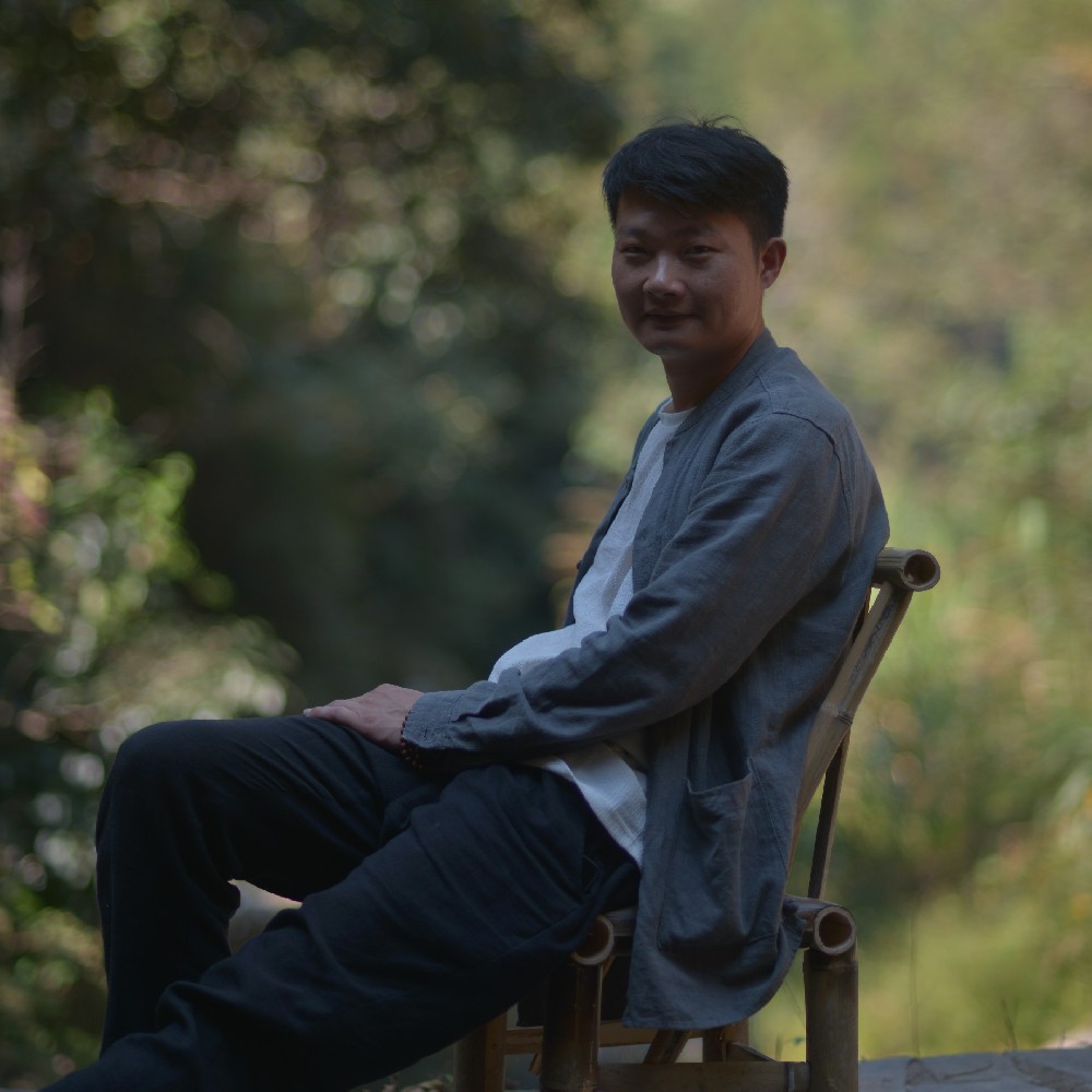 �����Σ����ɺ�Ҷ��Ժ�߼���ʦ��